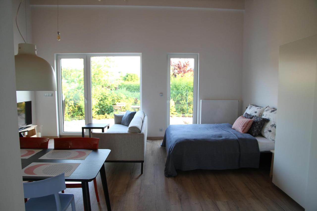 Apartmany Hluboka Nad Vltavou S Vyhledem Na Zamek Dış mekan fotoğraf